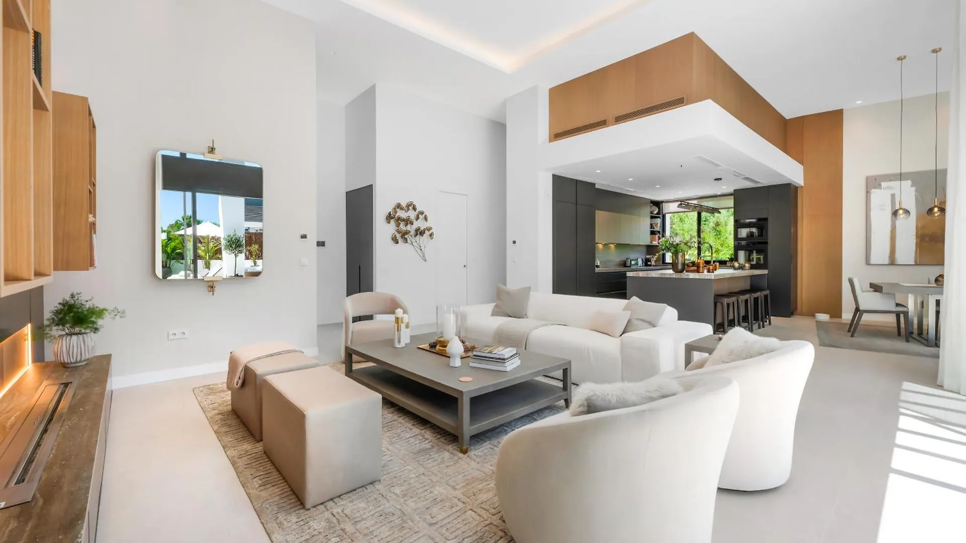 Vacation Marbella I Villa Thyma, Brand-New Villa, Swimming-Pool, Cinema Room And Bar, Minutes From The Marina And The Beach 0*,  إسبانيا