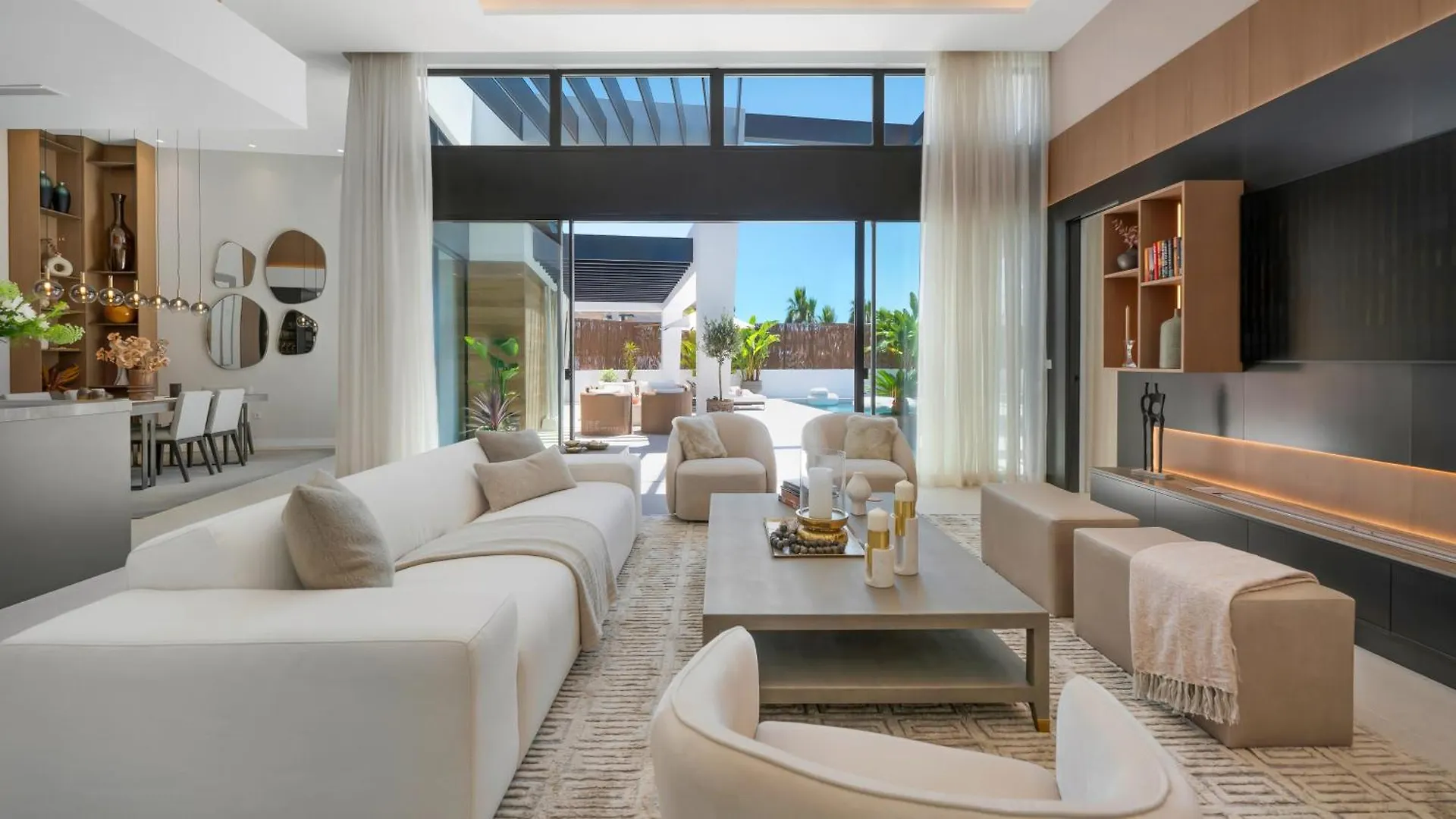 Vacation Marbella I Villa Thyma, Brand-New Villa, Swimming-Pool, Cinema Room And Bar, Minutes From The Marina And The Beach